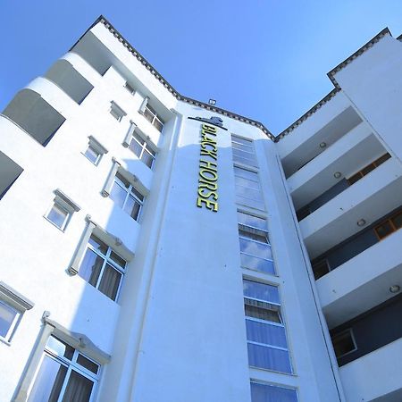 Black Horse Hotel Apartment Addis Ababa Ngoại thất bức ảnh