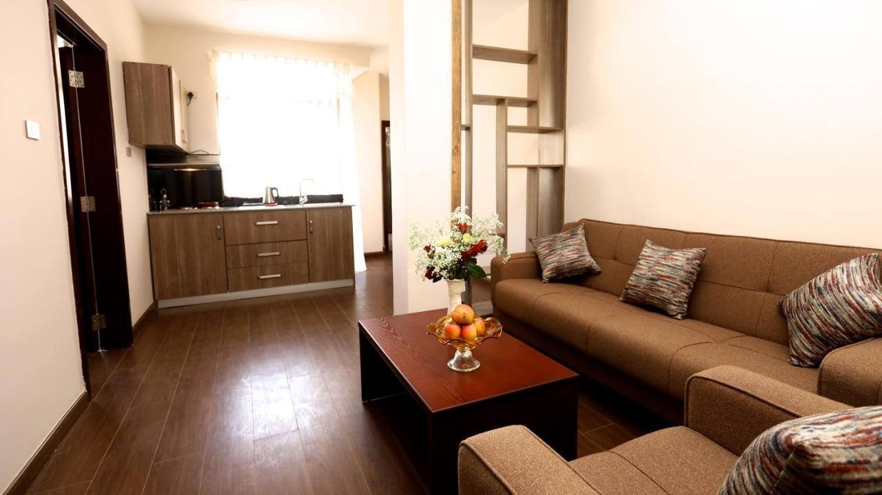 Black Horse Hotel Apartment Addis Ababa Ngoại thất bức ảnh