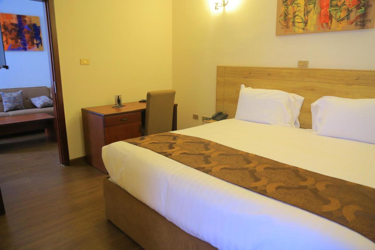 Black Horse Hotel Apartment Addis Ababa Ngoại thất bức ảnh