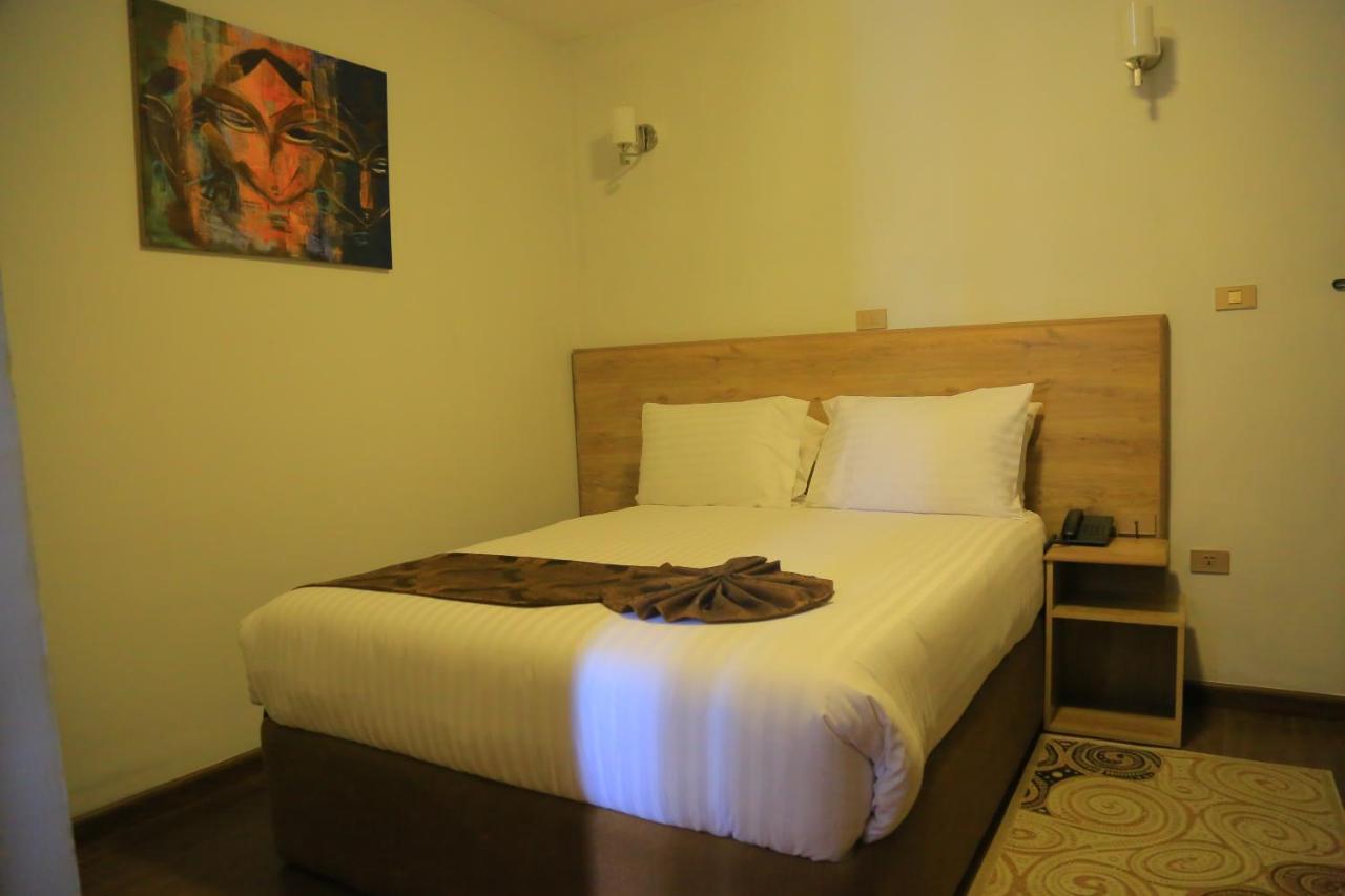 Black Horse Hotel Apartment Addis Ababa Ngoại thất bức ảnh